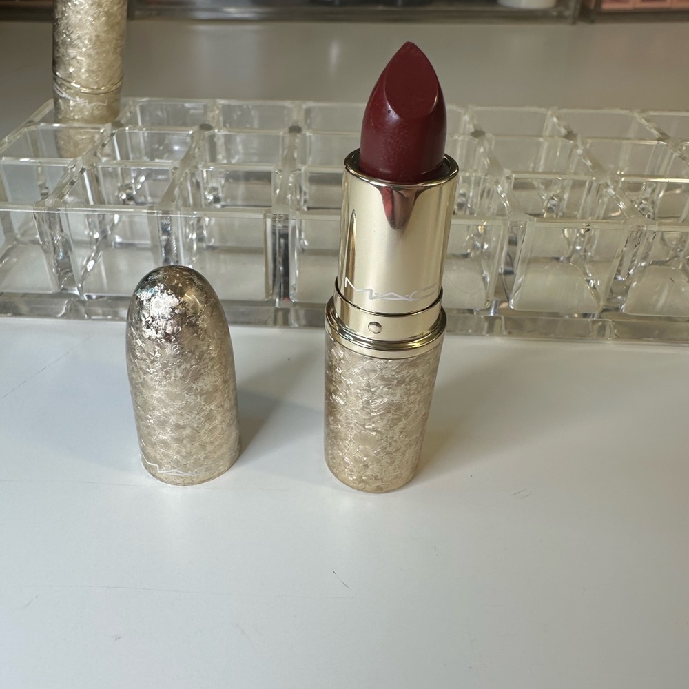 New MAC Cosmetics Holiday Collection Amplified Lipstick in Elle Belle